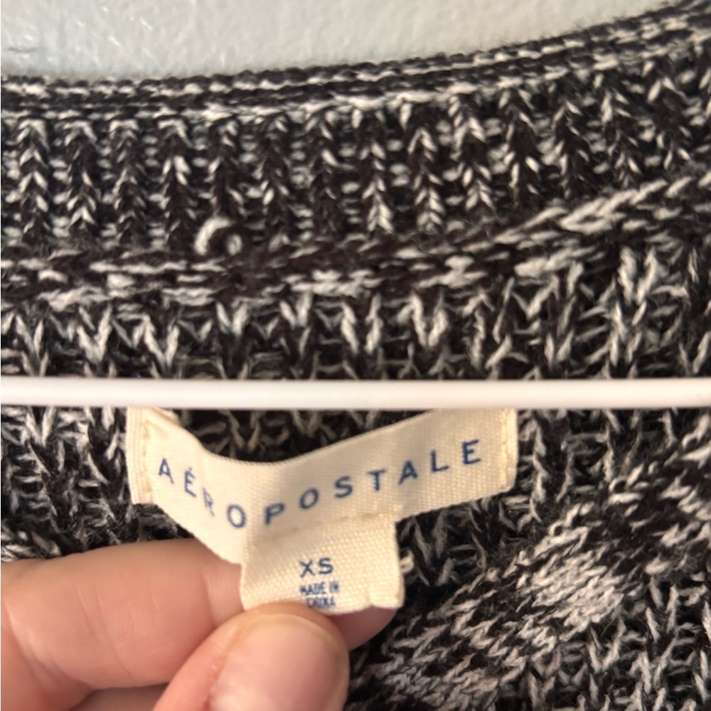 Lot Of 2 Sweaters. Aeropostale & Gap XS - Picture 3 of 9